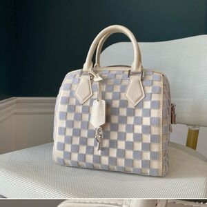 LV CUBIC SPEEDY PLUSH DAMIER